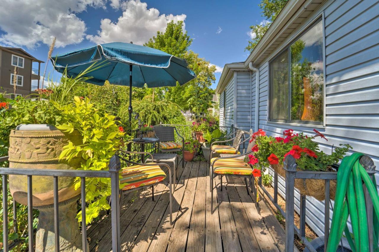 1940 Vintage Bungalow - Walk To Olde Town! Arvada Luaran gambar